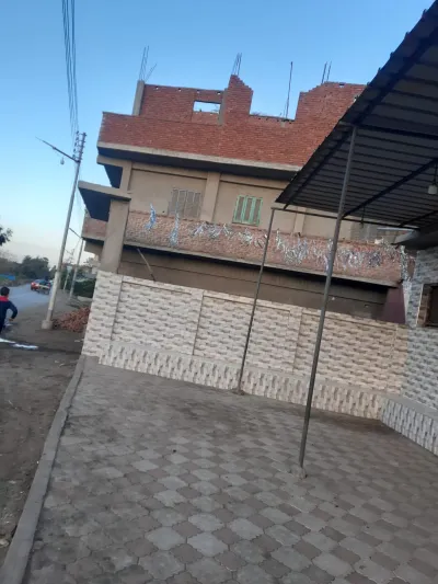 منزل للبيع يصلح سكني وتجاري