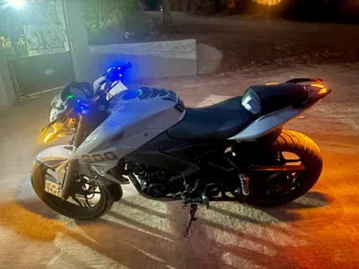 Bajaj Pulsar ns 200