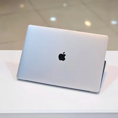 Mac 2019 من الآخر 