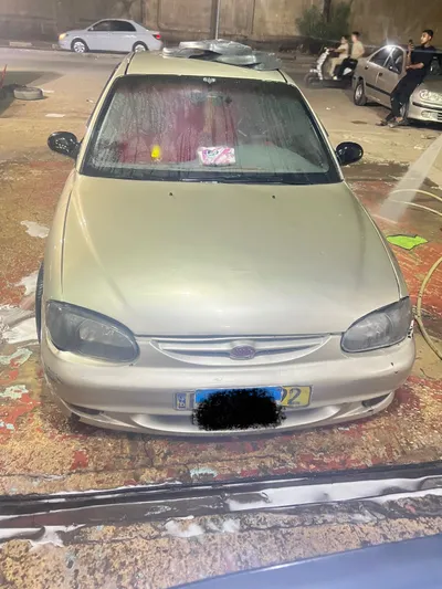 Kia Sephia 2000