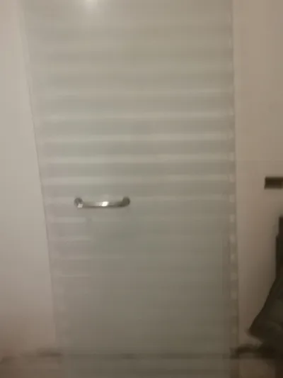 جنب شاور سيكوريت ١٠ ملي 