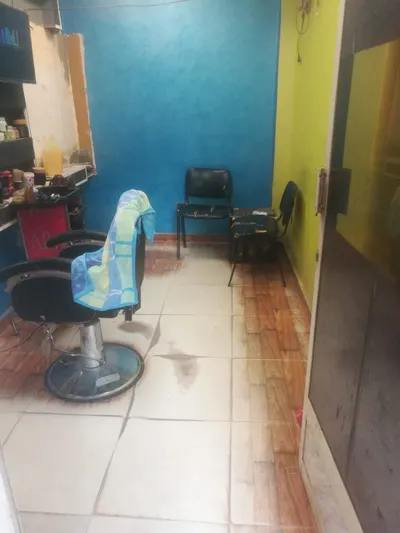 محل للايجار بشبرا الخيمة ١٠ م٢ 