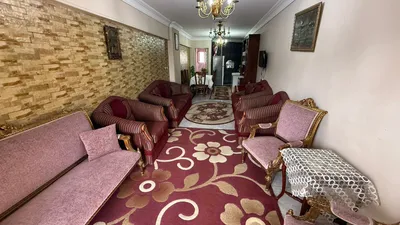145 متر بمحرم بك علي الترام مباشر