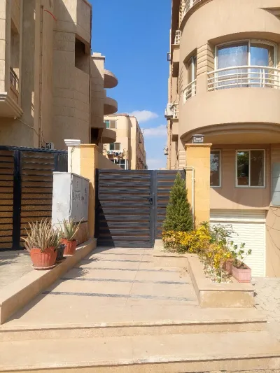 Apartment for rent in El Banafseg