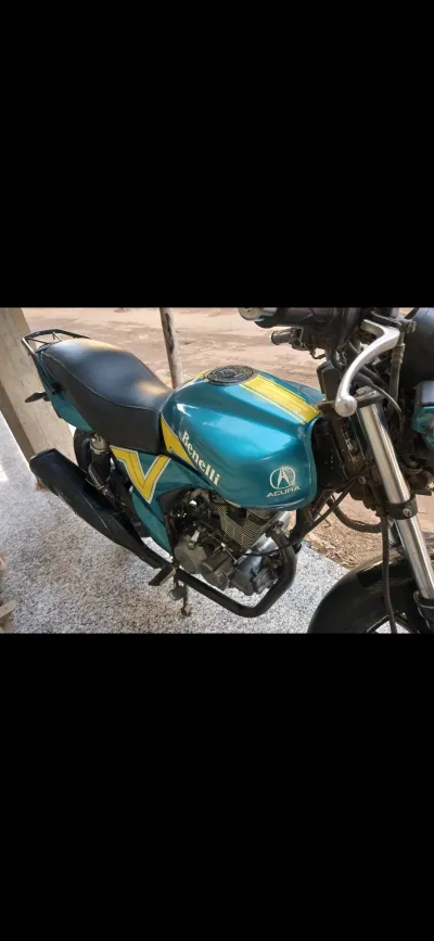موتسيكل ايطالي بنيلي