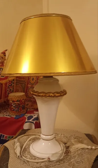 اباجورة صينى مدهب تحفة 