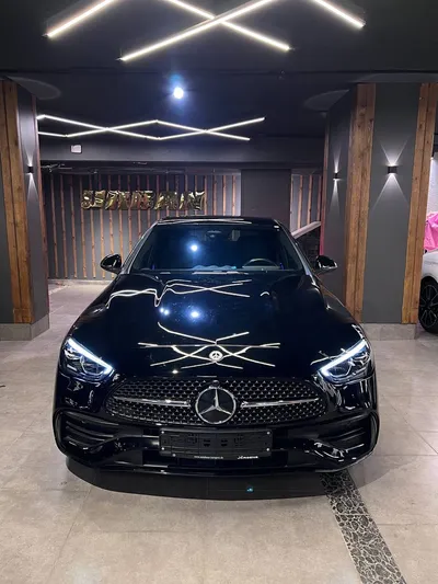 Mercedes Benz C-Class 2025