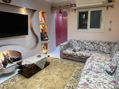 شقة مميزة للبيع في المربع المميز شيكولاني شبرا مصر