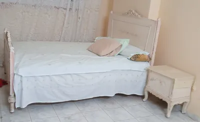 سرير خشب عموله 