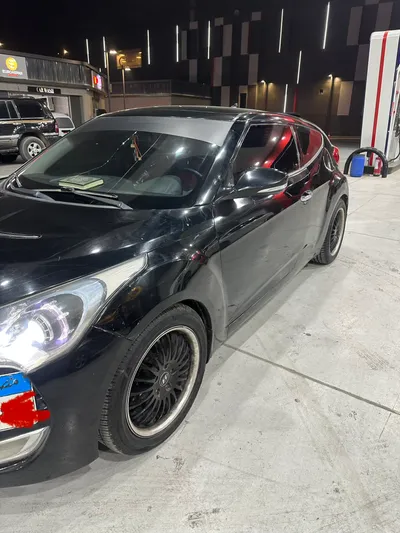 Hyundai Veloster 2012
