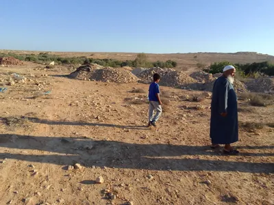 ارض سكنية بمطروح