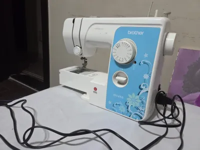 ماكينة خياطة براذر استعمال خفيف جداا