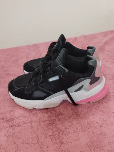 adidas 38 نظيف 