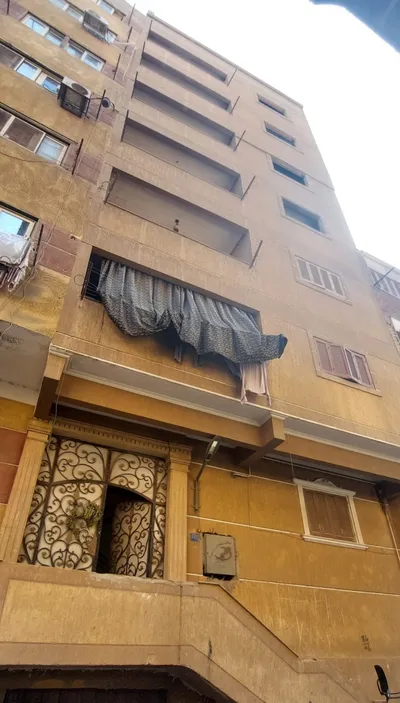 من المالك مباشرة منزل للبيع بمزرعة البط بشبرا الخيمة 