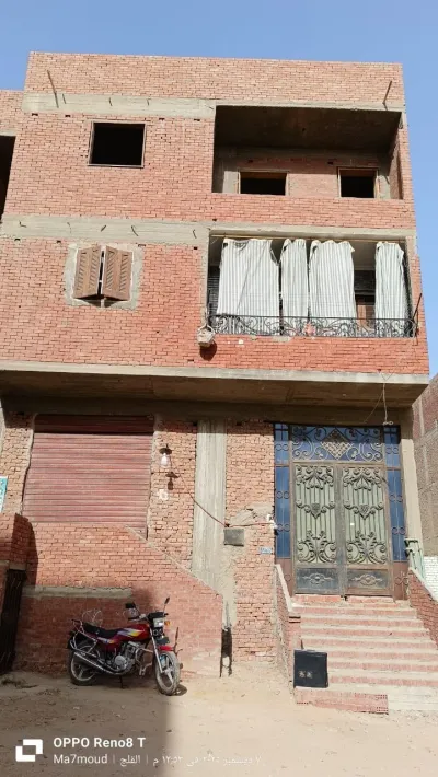 Residential Building for sale in Marg
