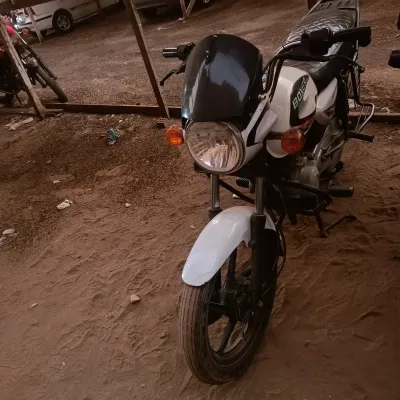 Bajaj Boxer BM150 2022