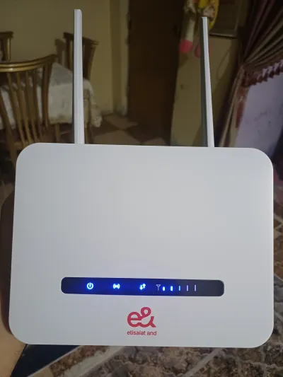 راوتر هوائي اتصالات 4G بالشريحه والباقه