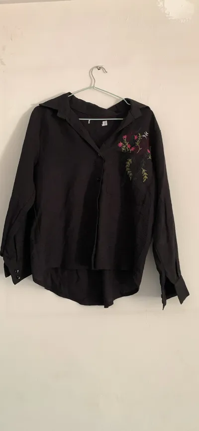 بلوزة سودة oversize