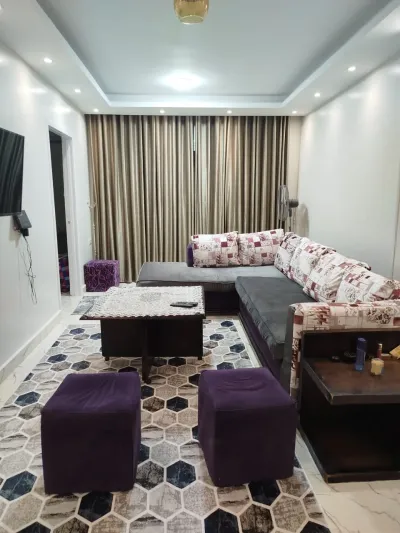 Apartment for rent in Gesr Al Suez