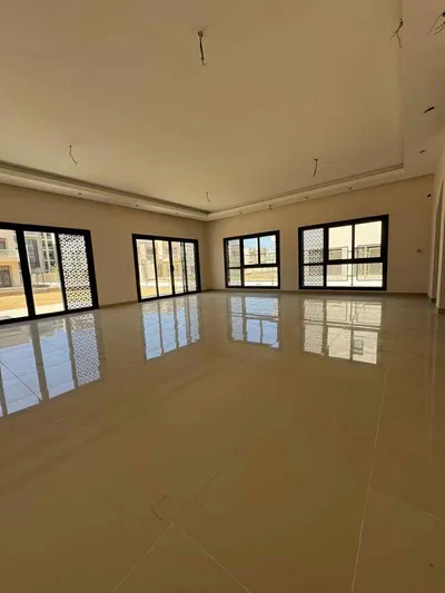 Townhouse for sale in Other Locations in Cairo