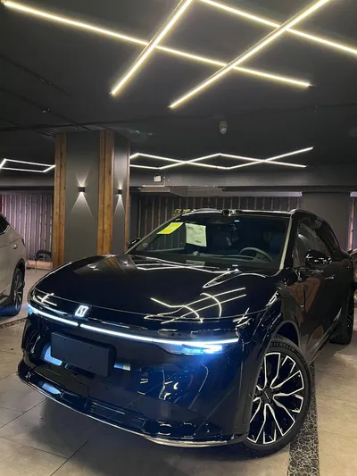 Zeekr 7X 2025