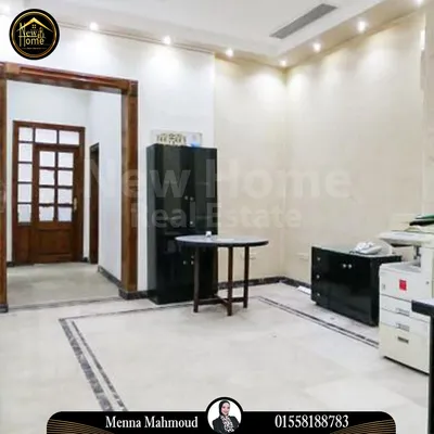 مقر إدارى للبيع 140 م لوران شارع أبوقير مباشرة