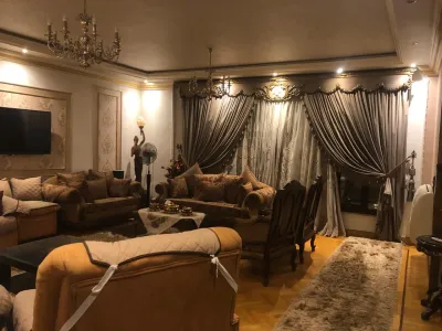 للبيع شقة بالنزهة الجديدة امام السندباد