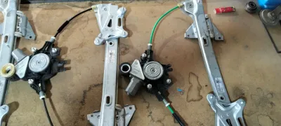٤ ماكينه زجاج تويوتا 