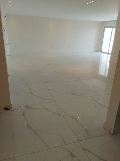 Apartment for sale in Hyde Park