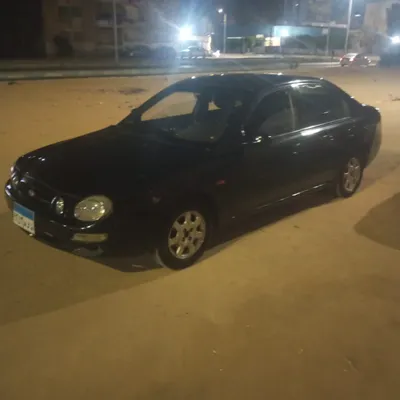 كيا شوما 1999