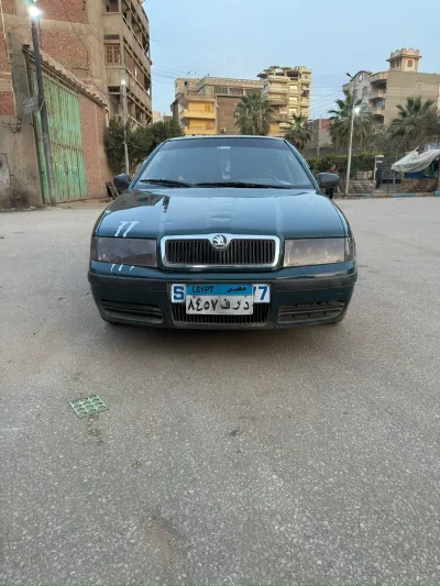 سكودا اوكتافيا 1998