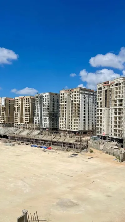 مشروع مروج في قلب سموحة الجديدة امام جرين بلازا 