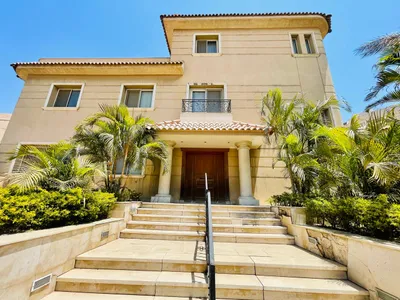 Villa for sale in El Shorouk City