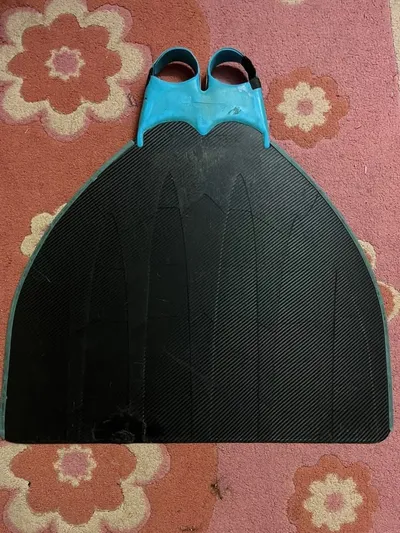 زعانف مونو 