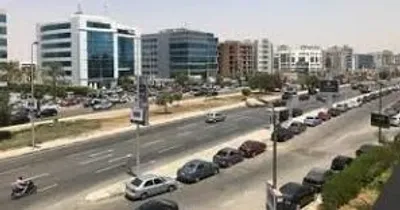 للبيع ارض تجاريه في القاهره الجديده