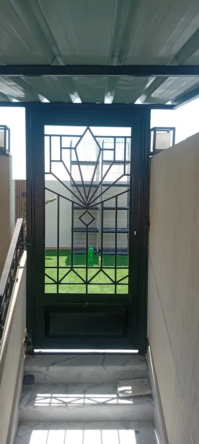 حداد كريتال فورجيه ليزر وجميع انواع الحداذ