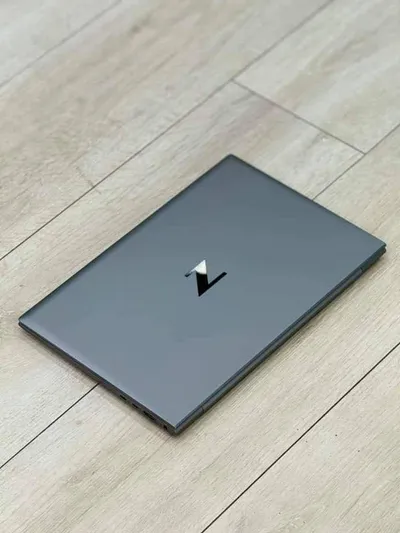 HP ZBOOK Firefly G7 touch الاكثر طلبا في السوق وركستيشن 