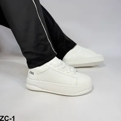 كوتشي سنيكر ZARA 