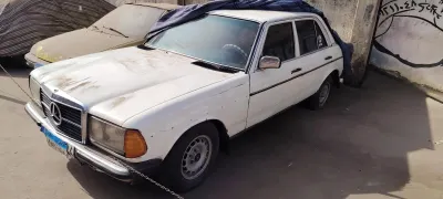 Mercedes Benz E-Class 1981