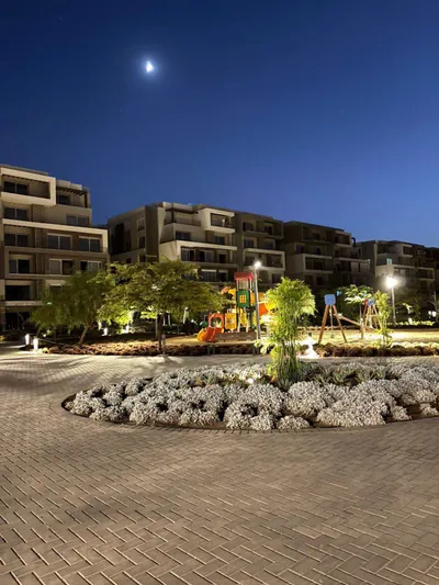 شقة للبيع متشطبة بالكامل في palm hills new cairo