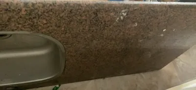 رخامه مطبخ ماهوجني احمر