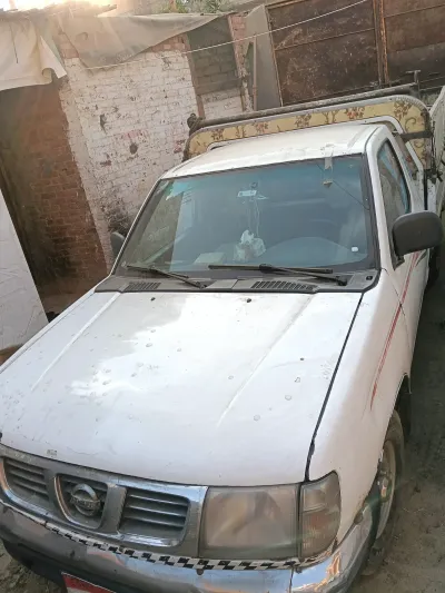 سيارة نيسان 2007 مطلوب 300 الف 