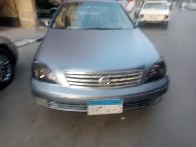 Nissan Sunny 2011