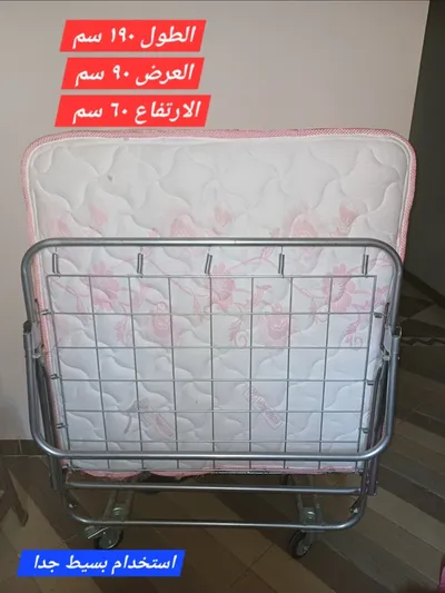 سرير قابل للطي 