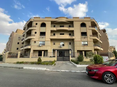 Apartment for sale in El Shorouk City