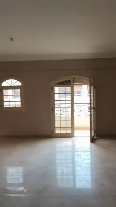 شقة للبيع