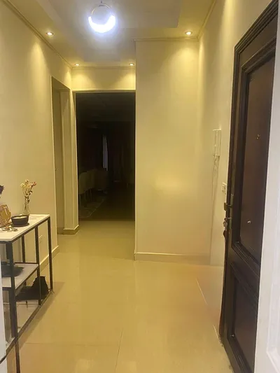 Apartment for sale in El Banafseg
