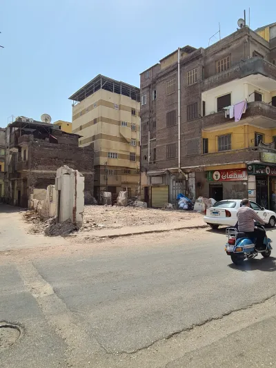 للبيع أرض مبانى مسجلة بدمياط سوق الحسبة فى وسط المدينة 