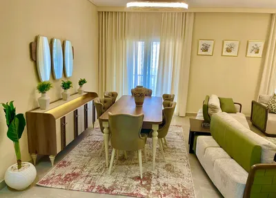 Apartment for sale in 90 Avenue