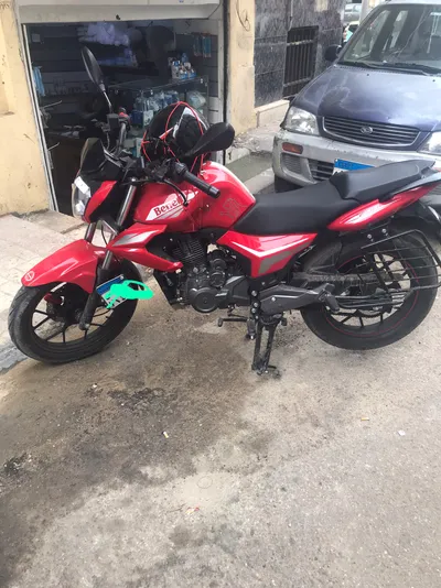 Benelli S200 2025